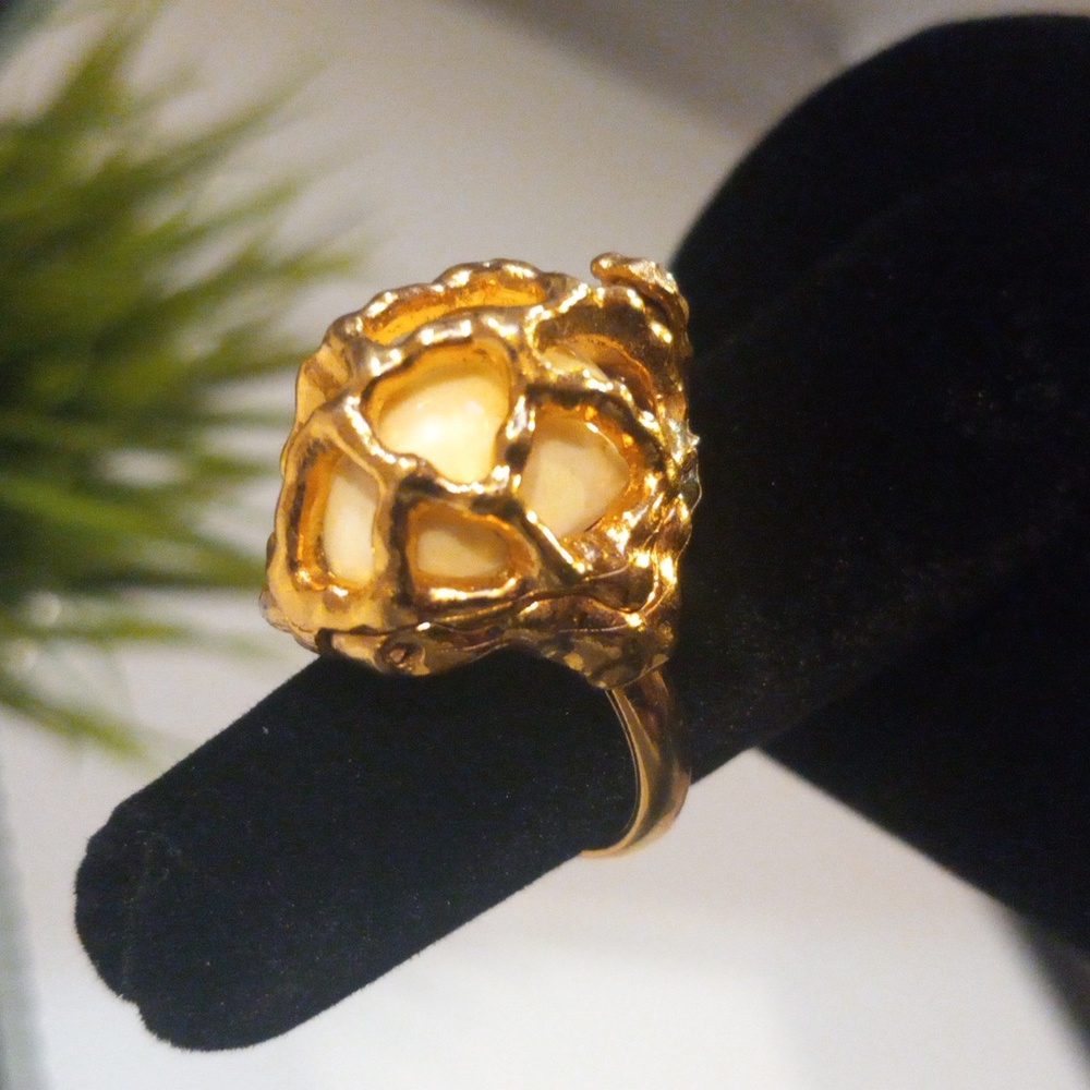 Trifari ring - Picture 3 of 12